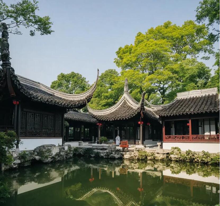 毕节苍白土建有限公司